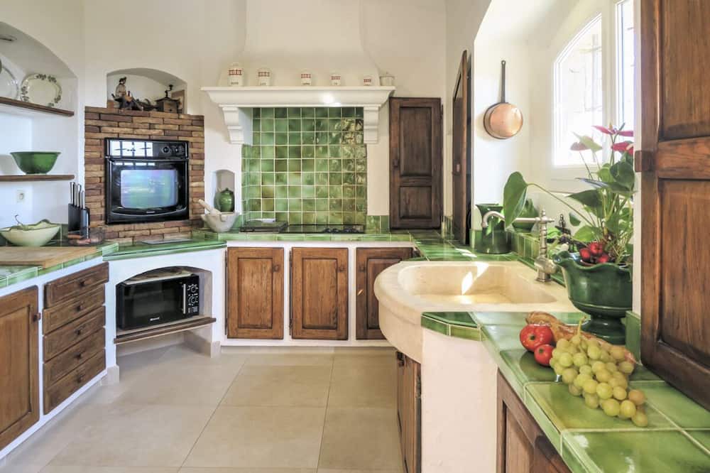 Photo of Kitchen in Speracedes