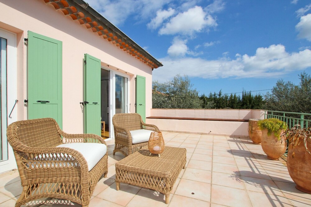 Photo of Others in Biot