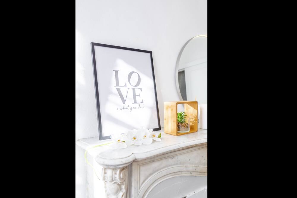 Photo of Bedroom in 4th Arrondissement