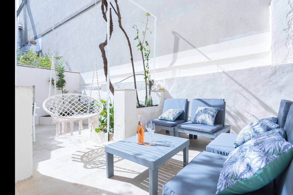 Photo of Patio Balcony in 4th Arrondissement