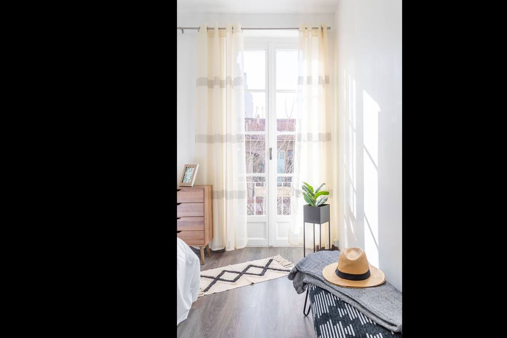 Photo of Bedroom in 4th Arrondissement