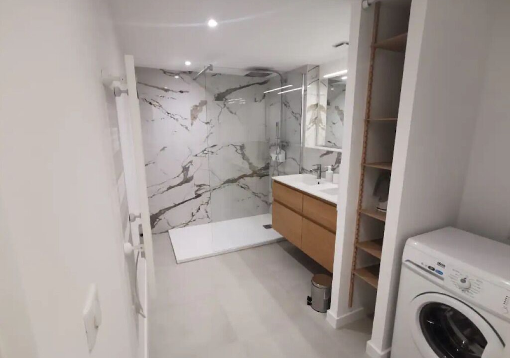 Photo of Bathroom in Palais de justice