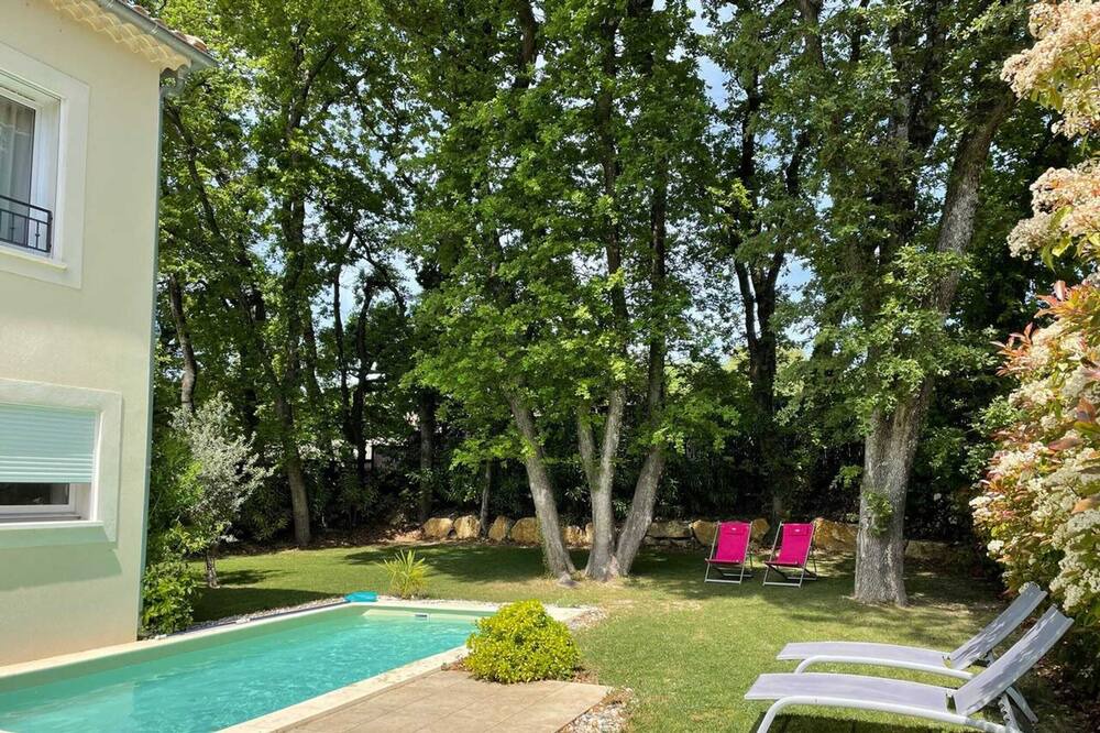 Photo of Outdoor in Uchaux