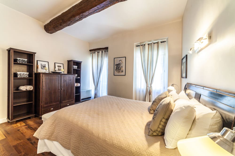 Photo of Bedroom in Antibes Old Town