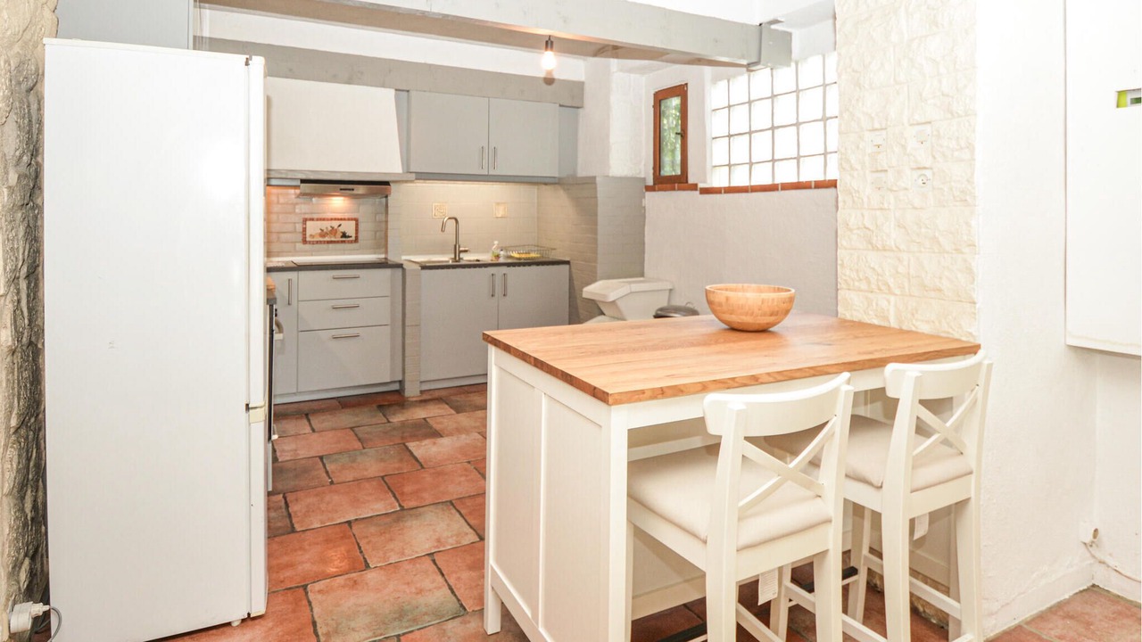 Photo of Kitchen in Molleges