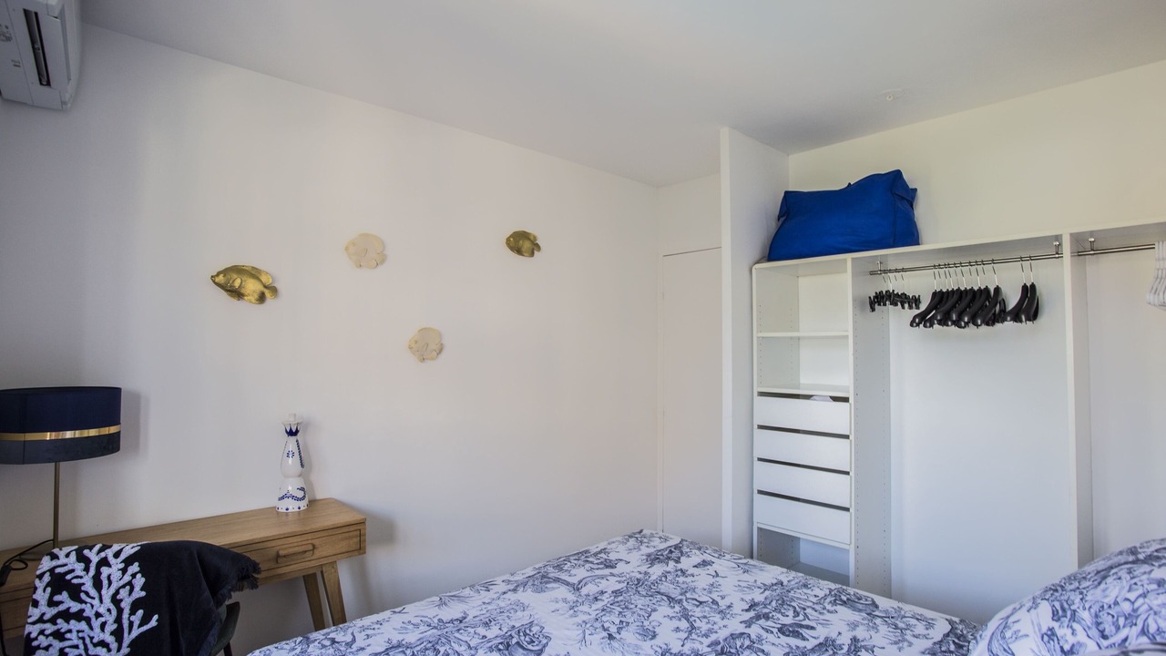 Photo of Bedroom in Mandelieu-la-Napoule Beach