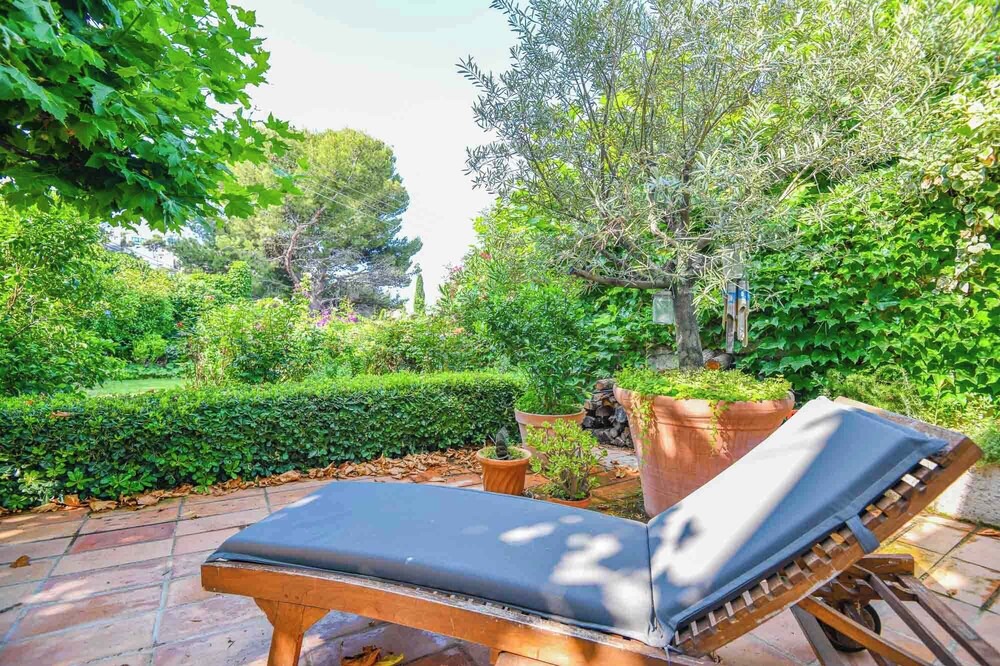Photo of Outdoor in Roucas-Blanc