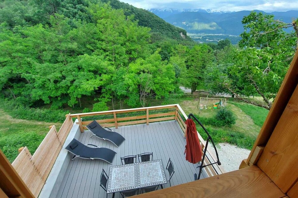 Photo of Outdoor in Saint-Pierre-d'Albigny