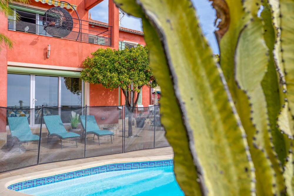 Photo of Outdoor in Saint-Laurent-du-Var
