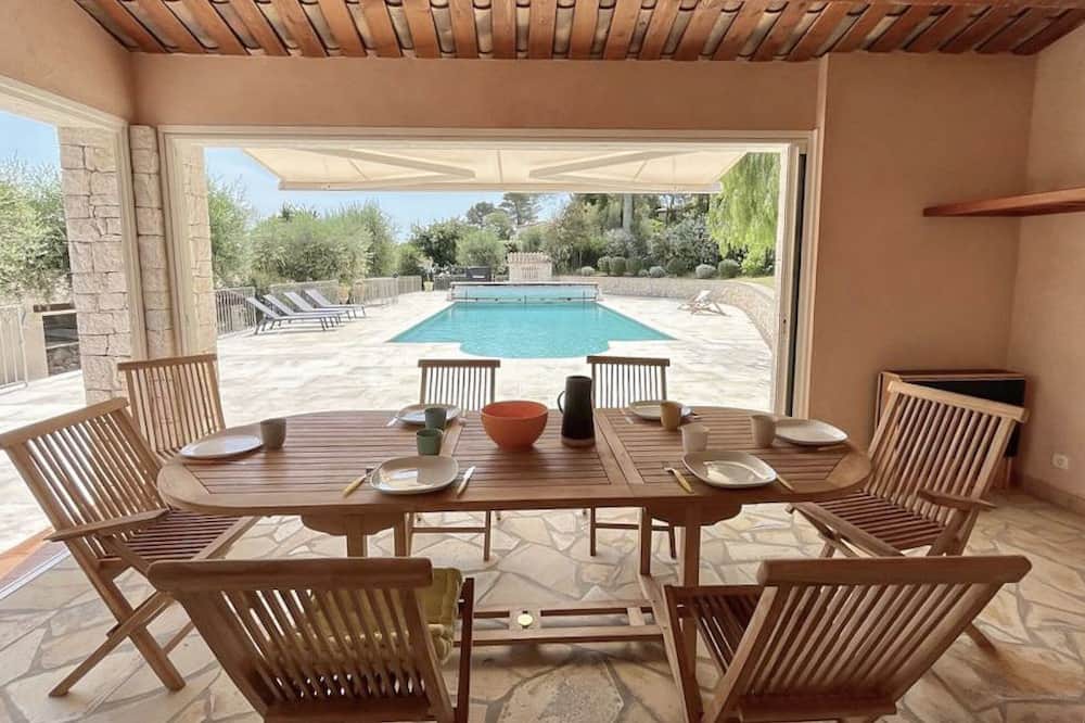Photo of Outdoor in Les Maillans