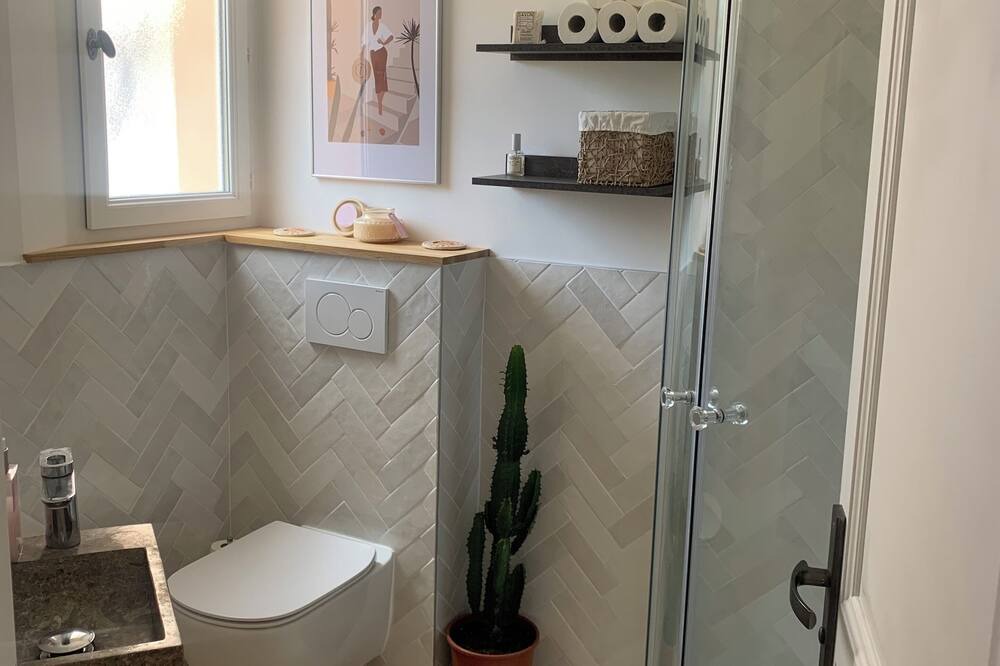 Photo of Bathroom in Les Maillans
