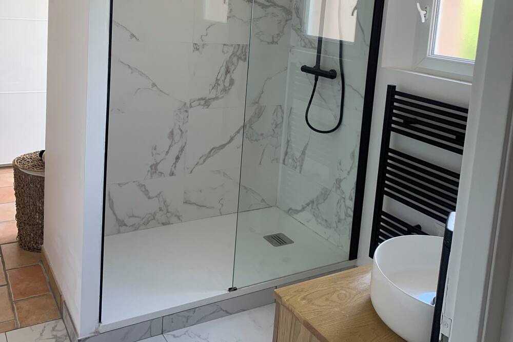 Photo of Bathroom in Les Maillans