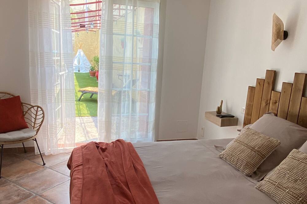 Photo of Bedroom in Carqueiranne