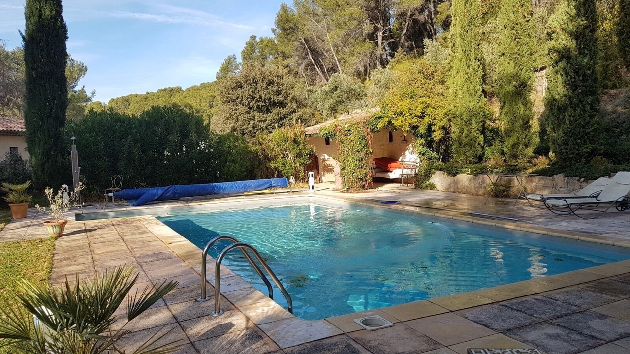 Photo of Outdoor in Saint-Marc-Jaumegarde