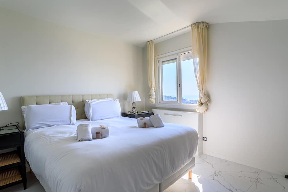 Photo of Bedroom in Villefranche-sur-Mer