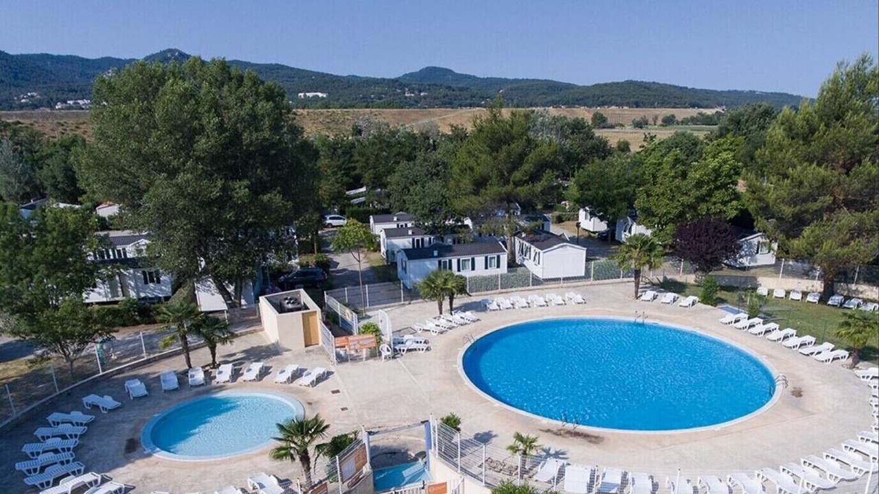 Photo of Outdoor in La Roque-d'Antheron