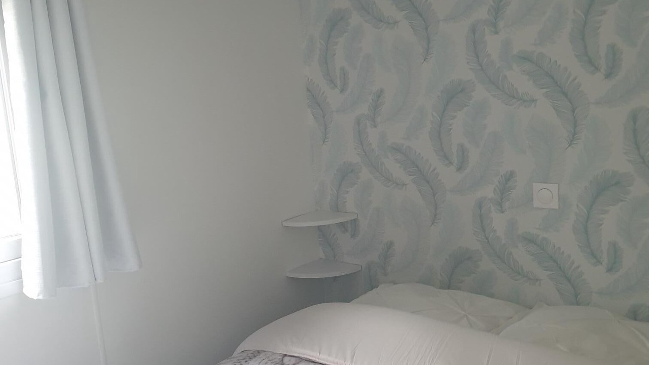 Photo of Bedroom in La Roque-d'Antheron