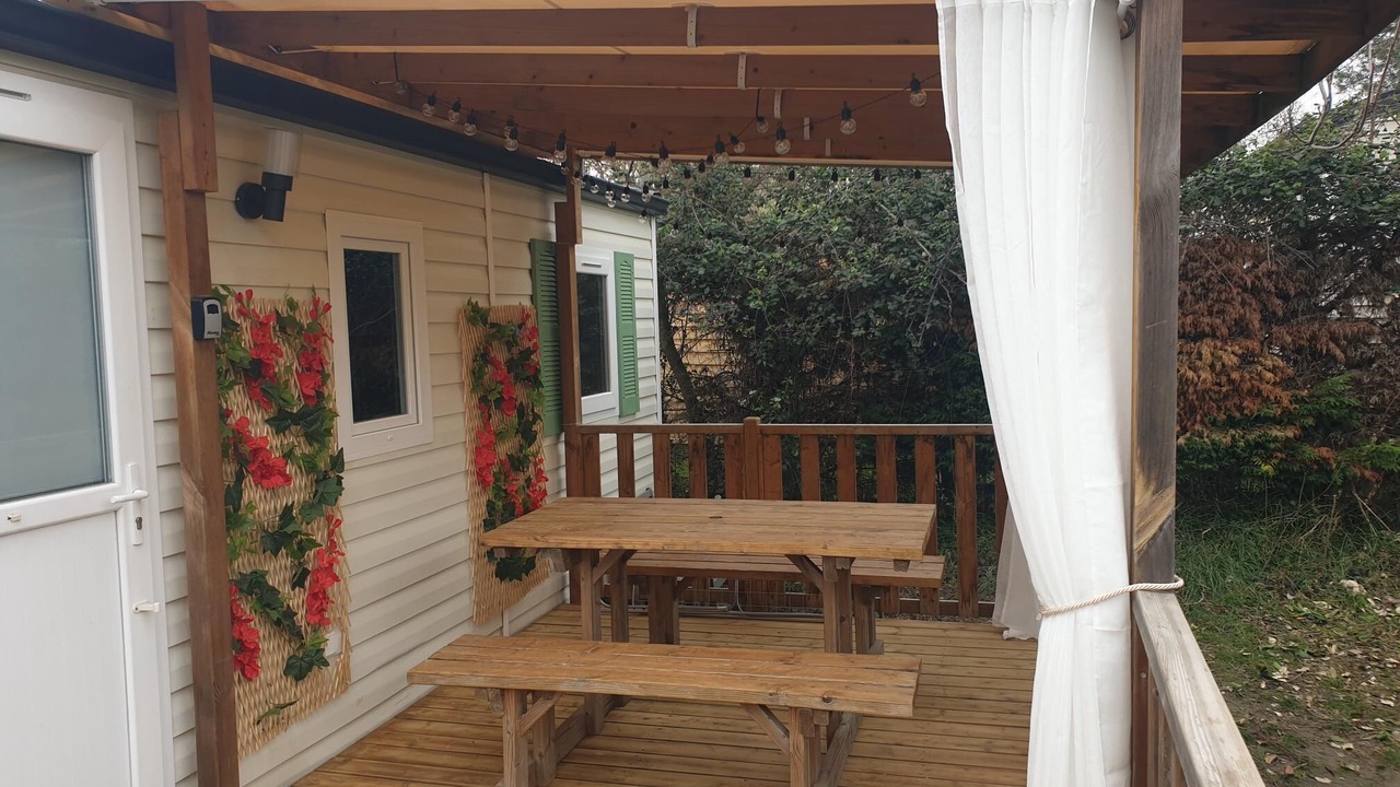 Photo of Outdoor in La Roque-d'Antheron