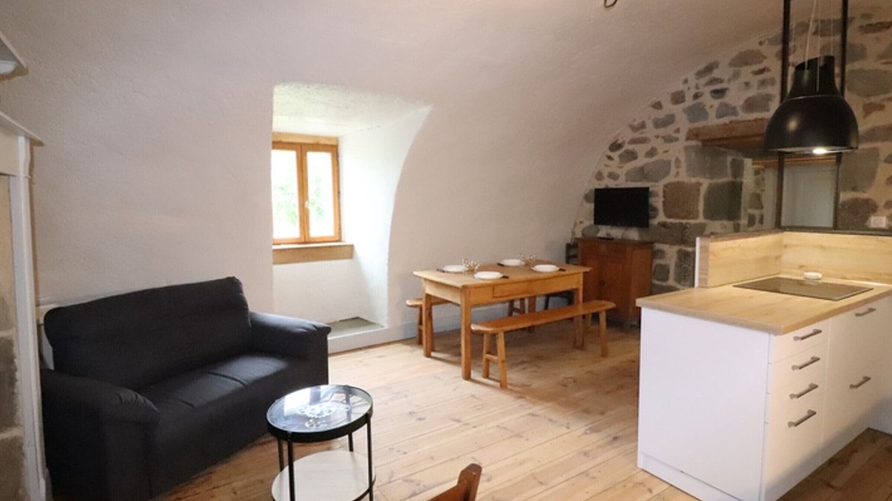 Photo of Livingroom in Saint-Jacques-des-Blats
