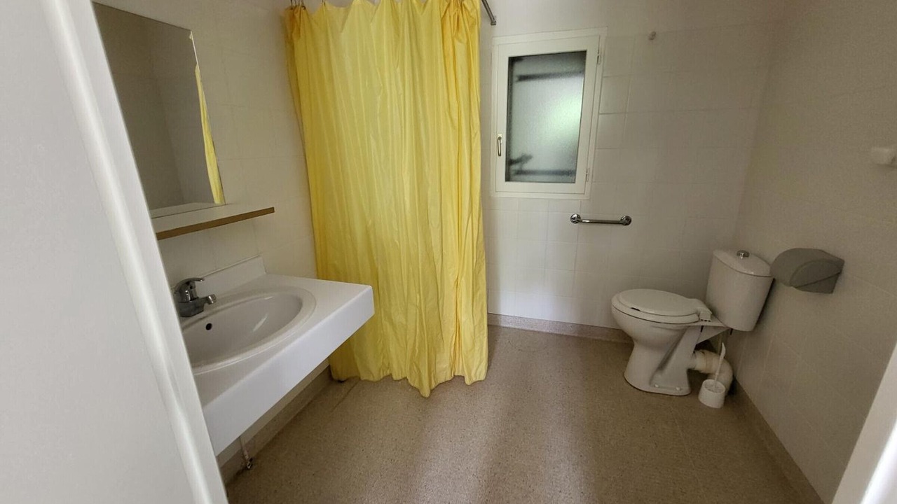 Photo of Bathroom in Paulhenc