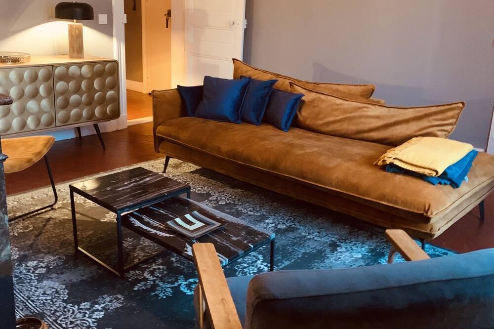 Photo of Livingroom in Gares