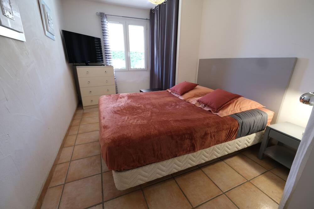 Photo of Bedroom in Aureille