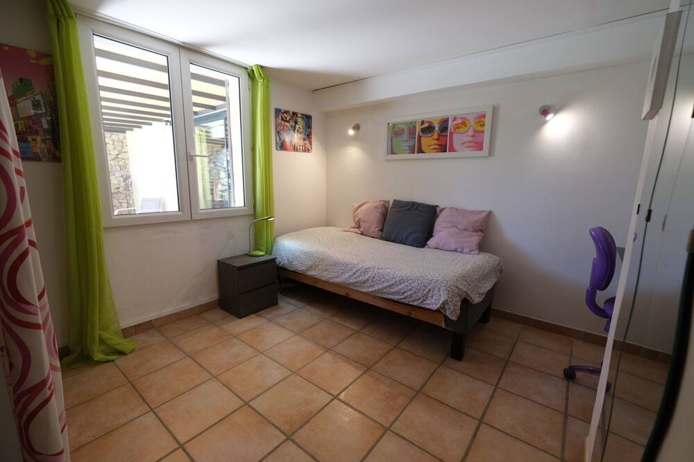 Photo of Bedroom in Aureille