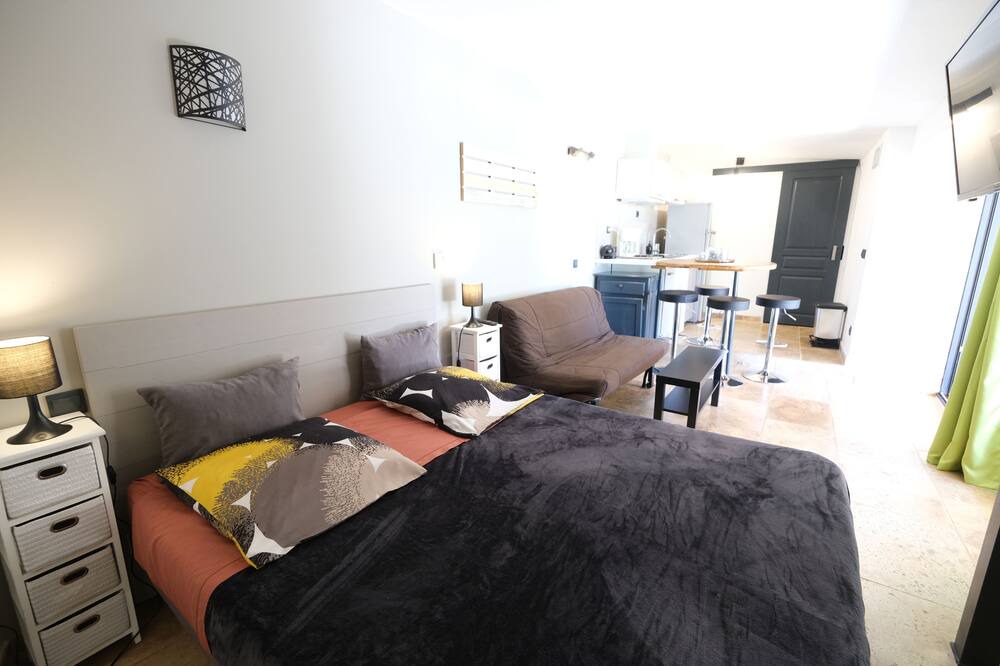 Photo of Bedroom in Aureille