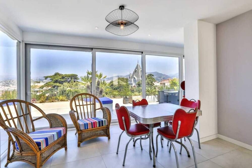 Photo of Livingroom in Mont Boron