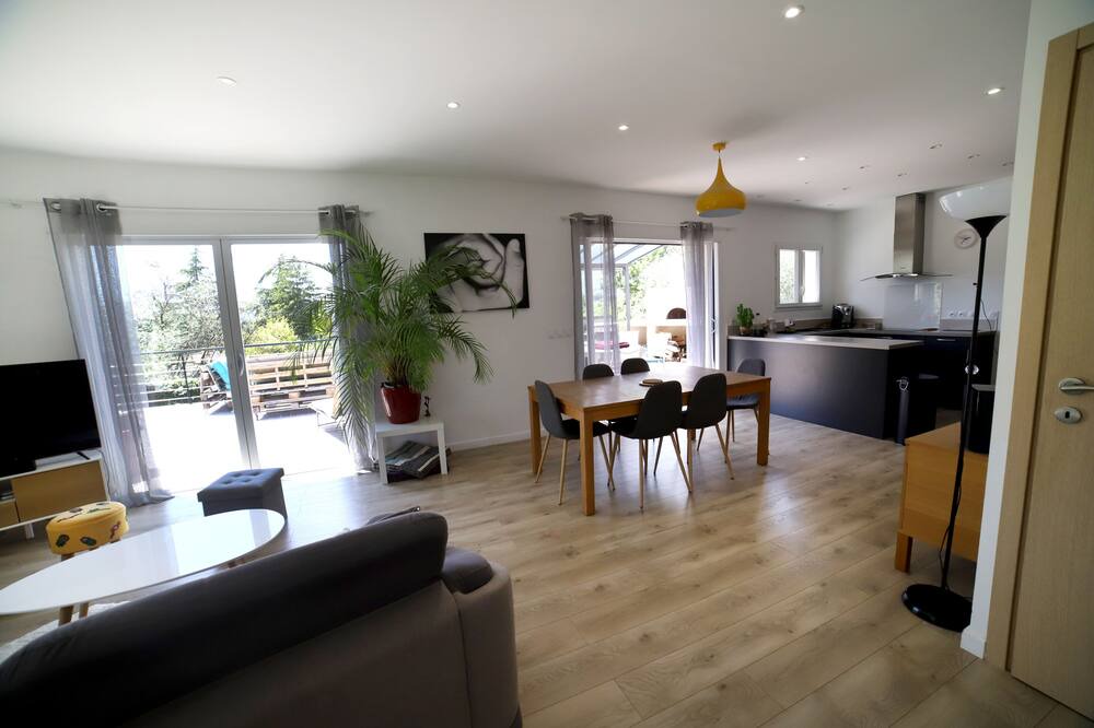 Photo of Livingroom in Saint-Jacques