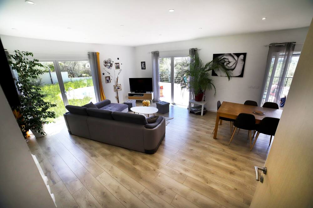 Photo of Livingroom in Saint-Jacques