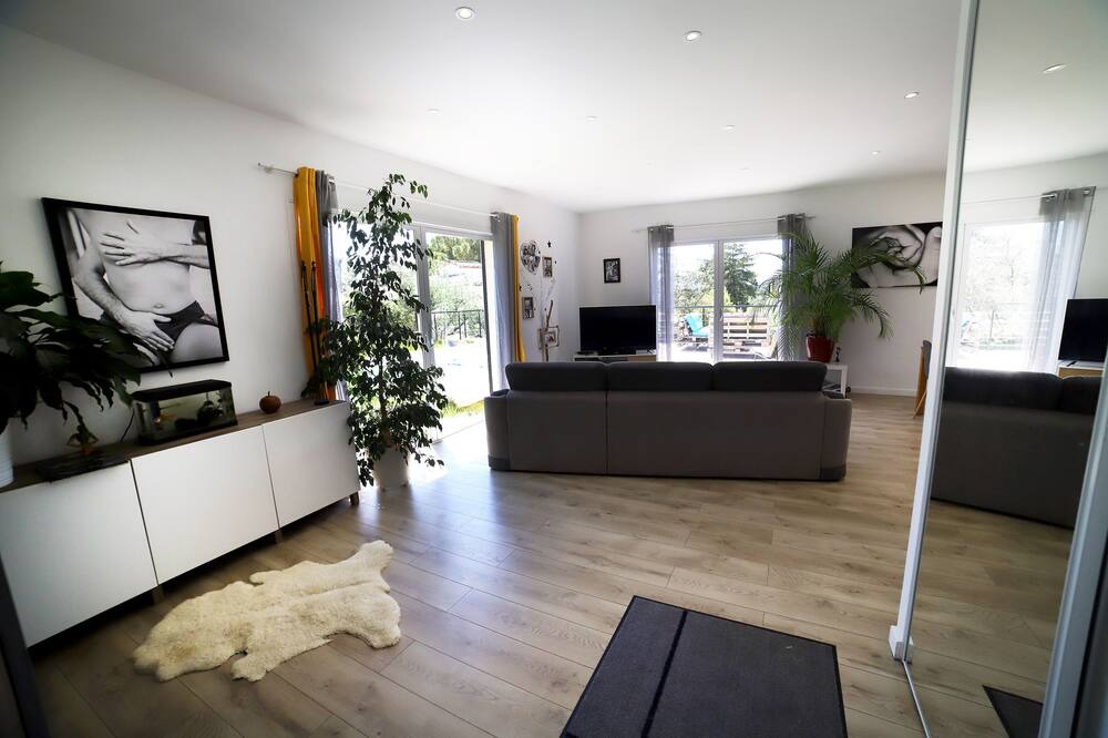Photo of Livingroom in Saint-Jacques