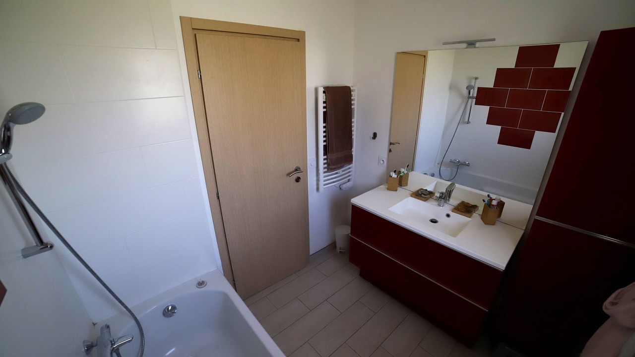 Photo of Bathroom in Saint-Jacques
