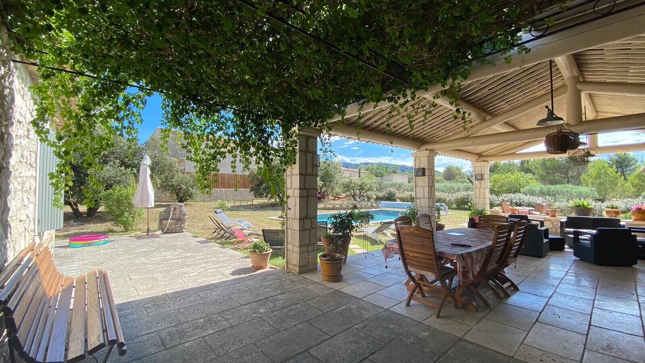Photo of Outdoor in Eygalieres