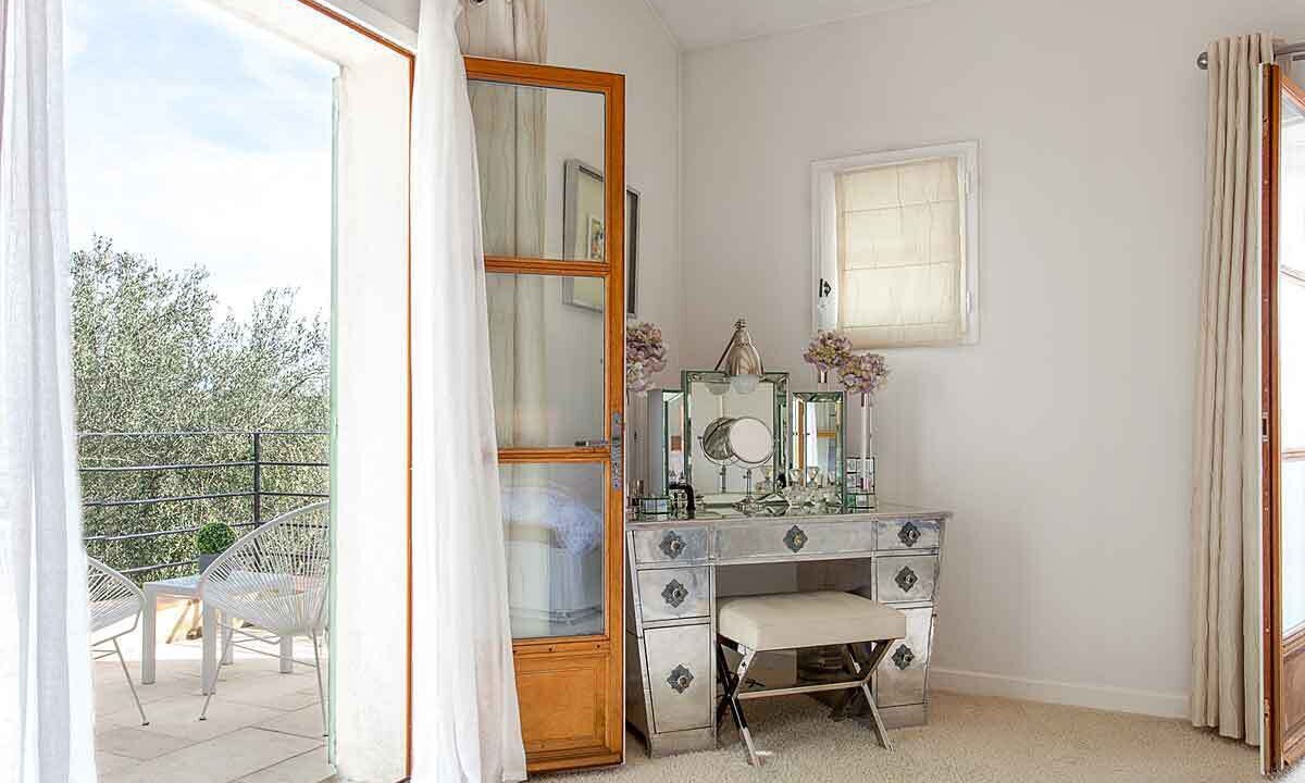 Photo of Bedroom in Chateauneuf-Grasse