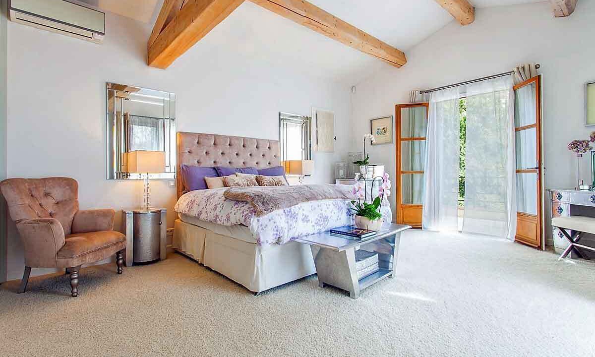 Photo of Bedroom in Chateauneuf-Grasse