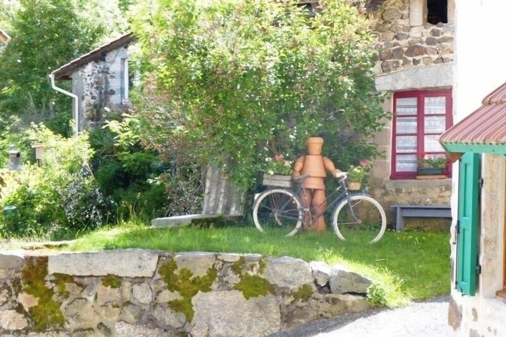 Photo of Outdoor in Allegre