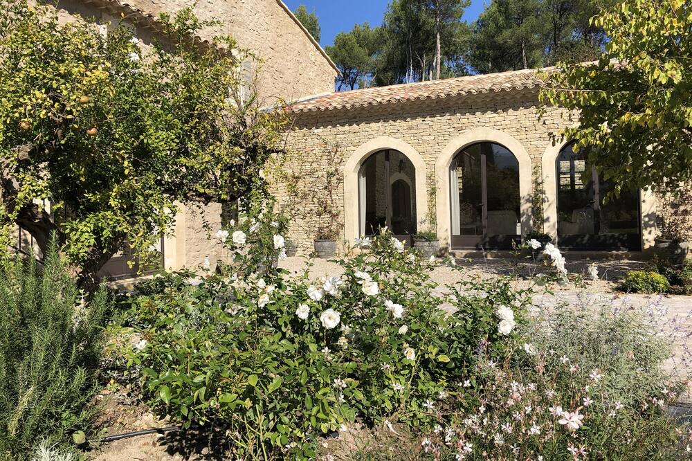 Photo of Outdoor in Menerbes