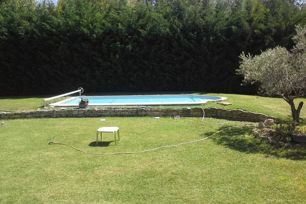 Photo of Outdoor in Robion