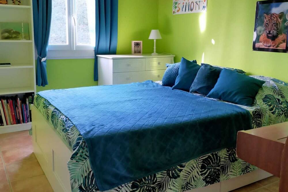 Photo of Bedroom in Robion