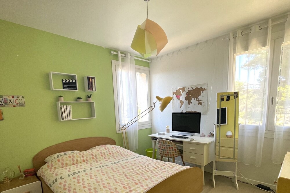 Photo of Bedroom in Le Liouquet