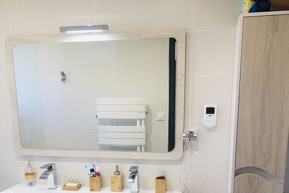Photo of Bathroom in Sanary-sur-Mer
