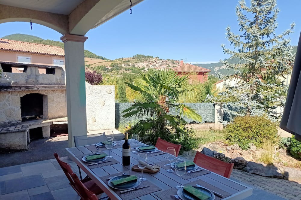 Photo of Patio Balcony in Aguessac
