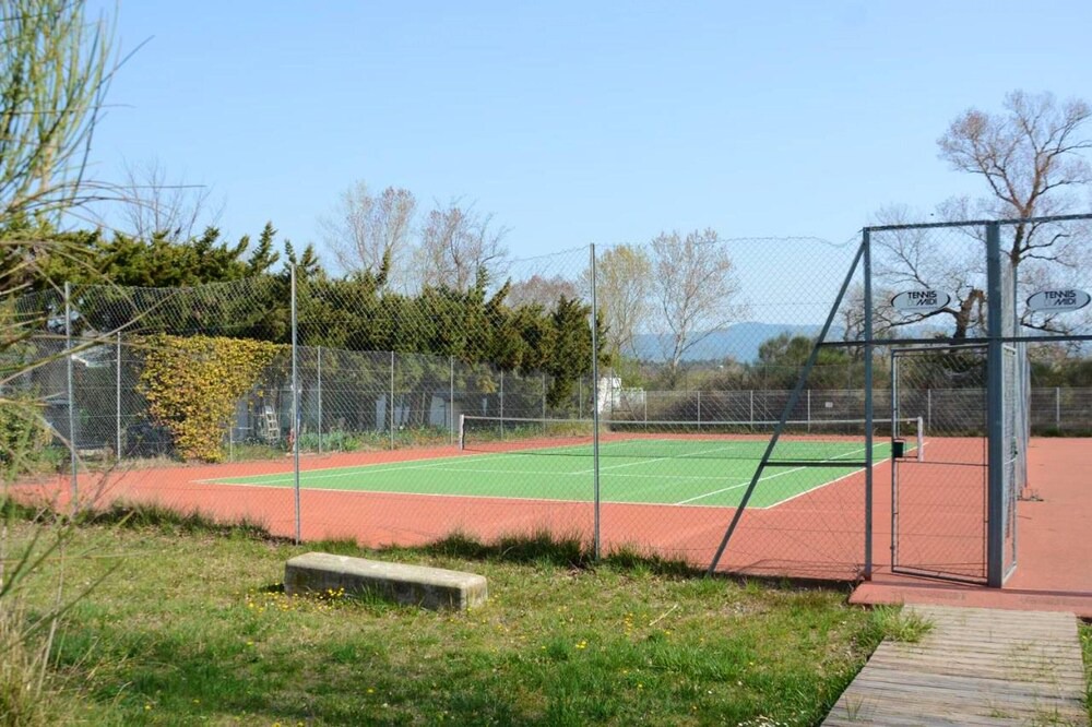 Photo of Outdoor in La Roque-d'Antheron