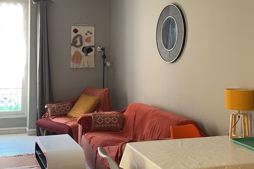 Photo of Livingroom in Liberation