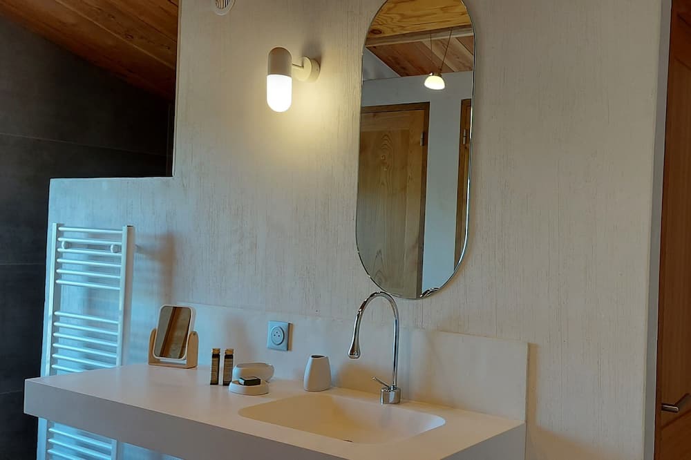 Photo of Bathroom in Maussane-les-Alpilles