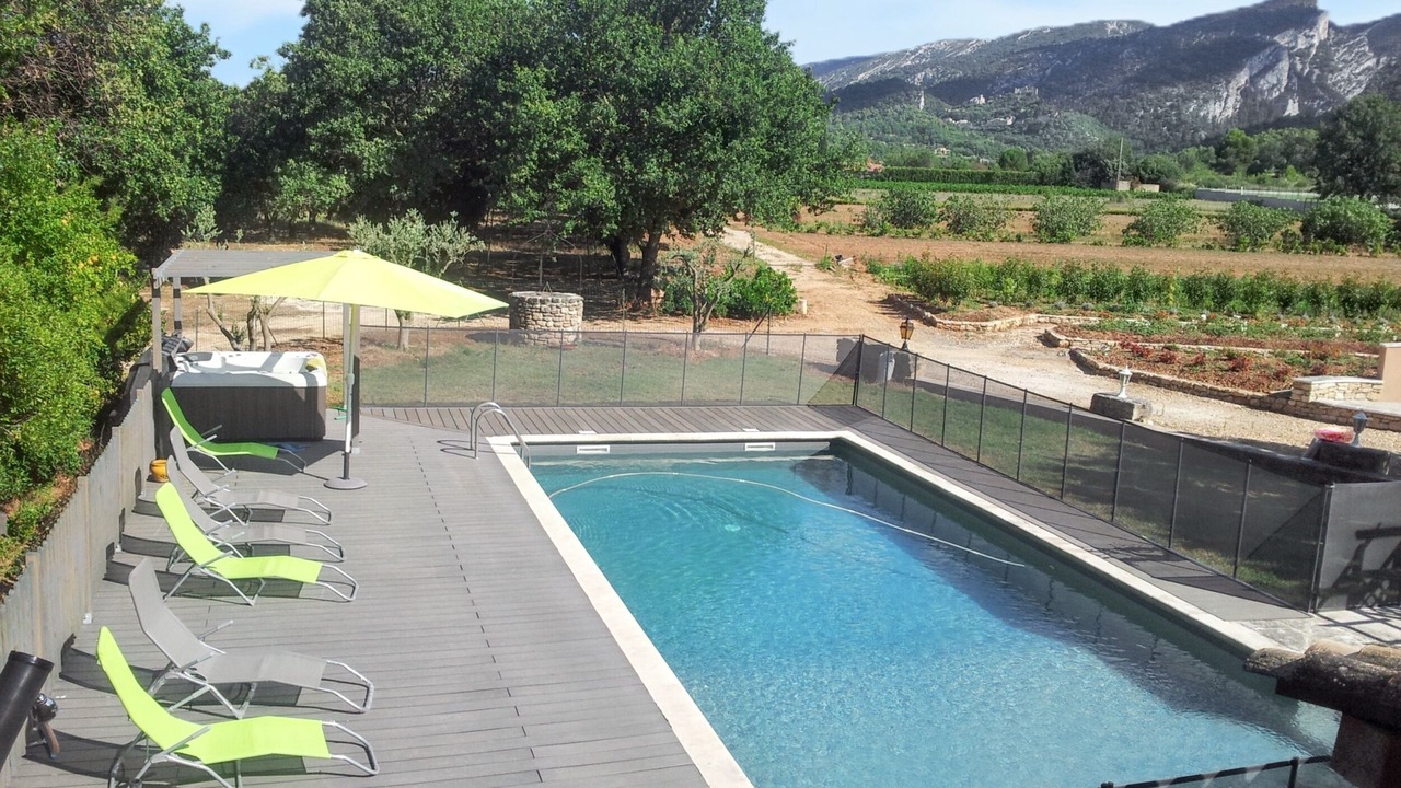 Photo of Outdoor in Maubec