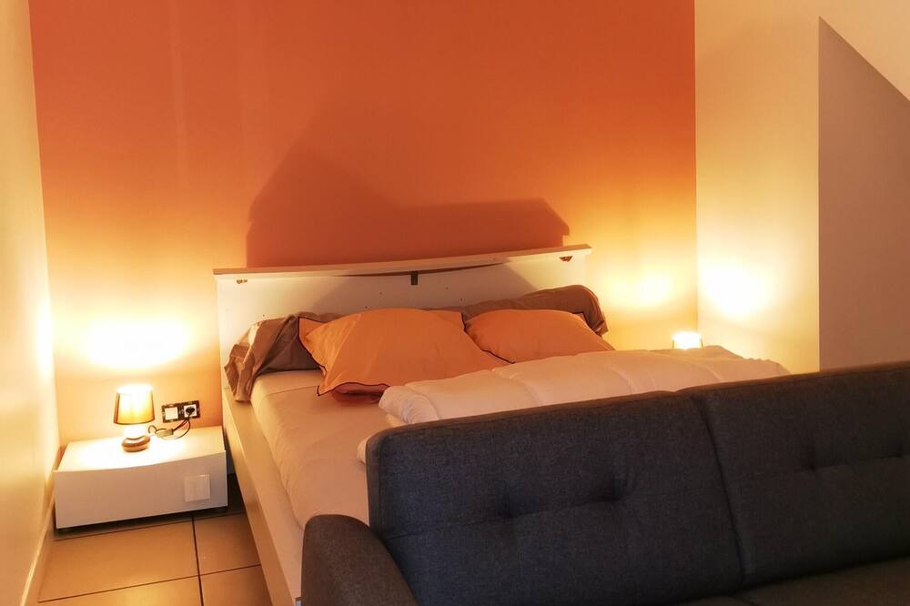 Photo of Bedroom in Saint-Marc-Jaumegarde