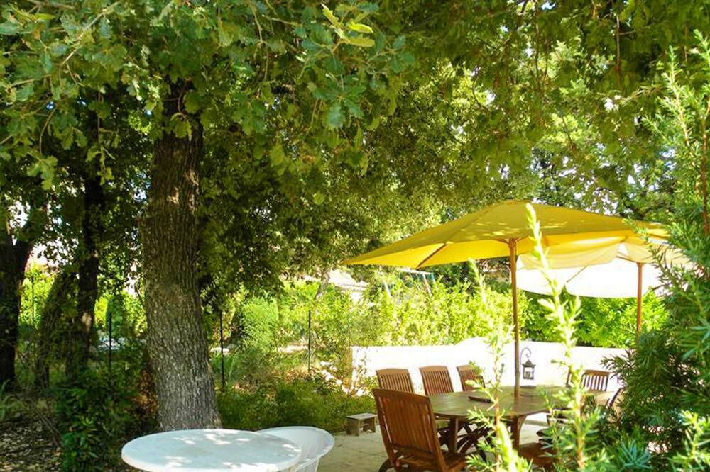 Photo of Outdoor in Entrechaux