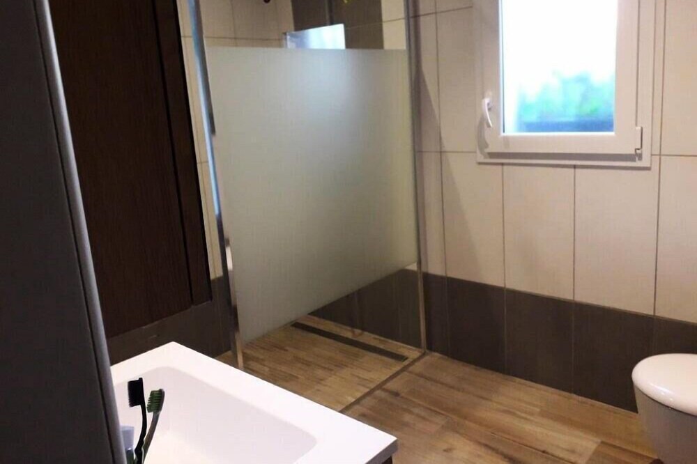 Photo of Bathroom in Roquefort-la-Bedoule